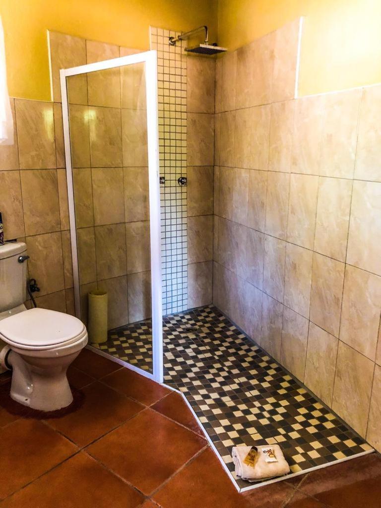 Lesoma Valley Lodge Касане Экстерьер фото